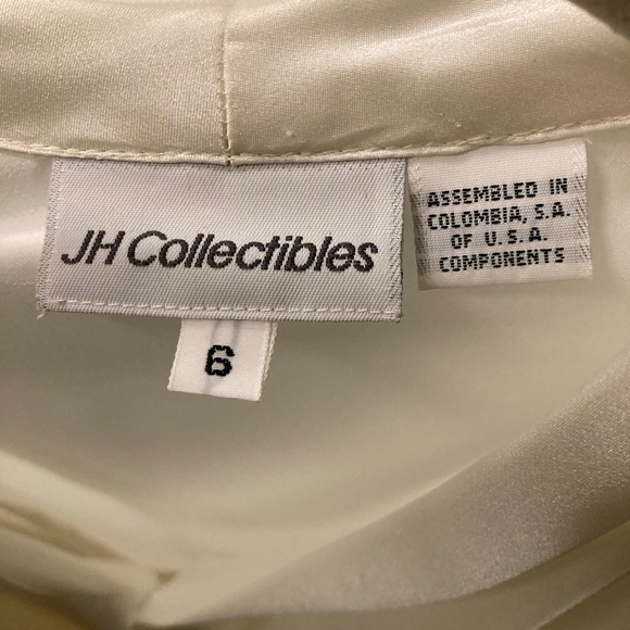 JH Collectibles The Date Ivory Satin Blouse - Picture 2 of 7